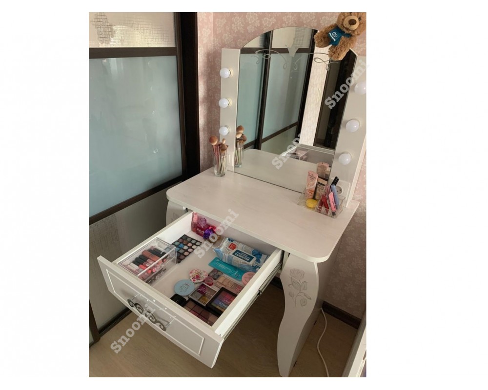 Столик туалетный Розалия Столик туалетный Розалия-9