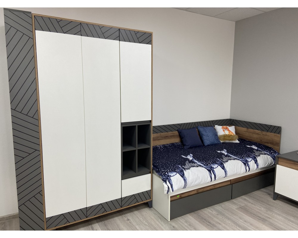 Шкаф трехдверный со стеллажом Гринвич Шкаф трехдверный со стеллажом Гринвич-2