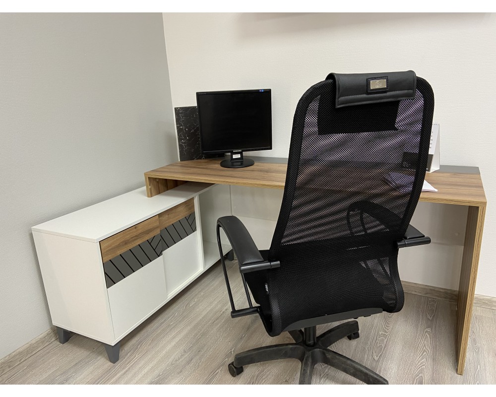 Стол письменный 1600 с большой тумбой Гринвич-4